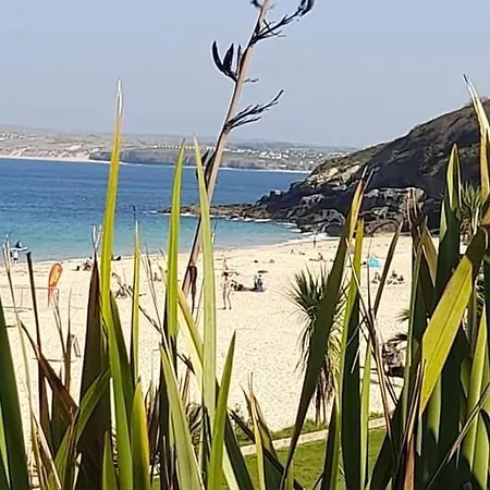 Tintagel Chocolate Box Holiday home